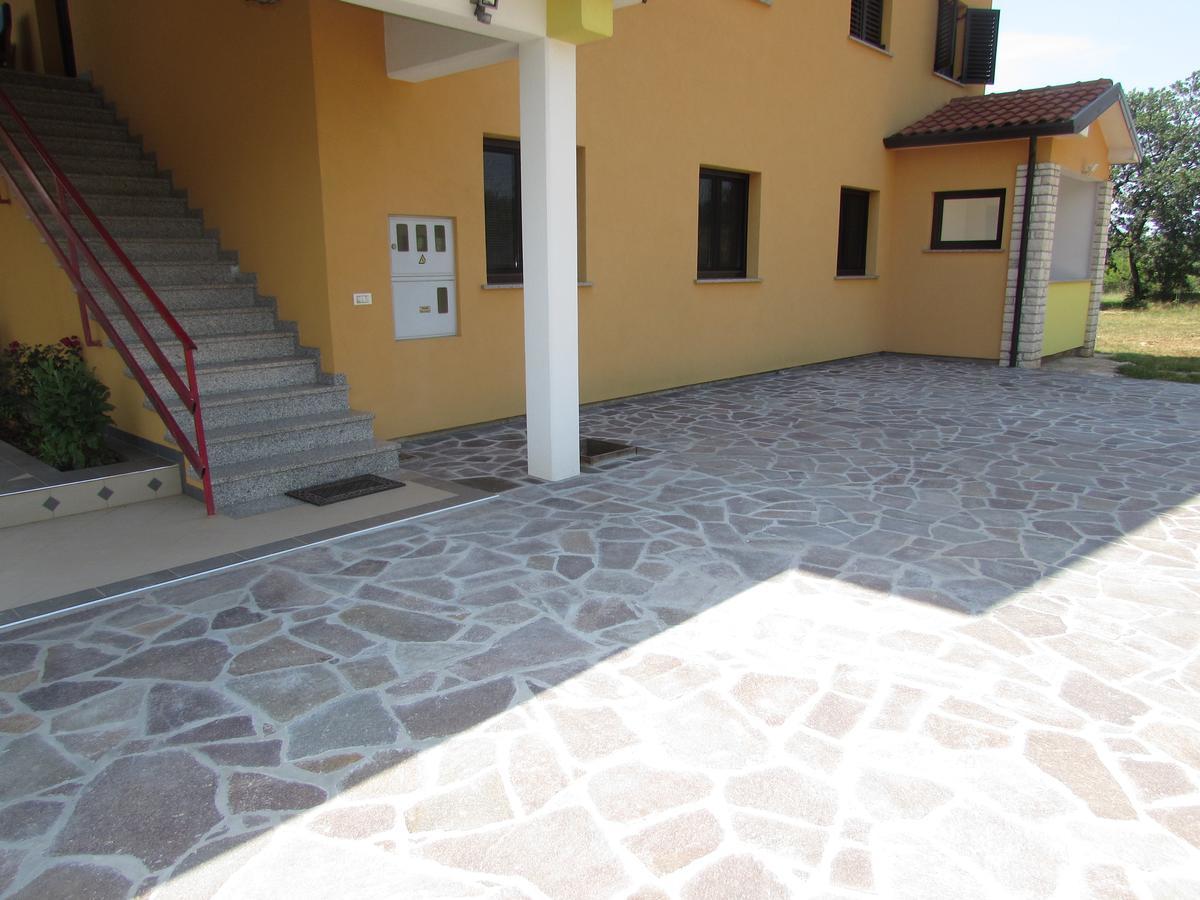 Apartments Goga Umag Eksteriør bilde