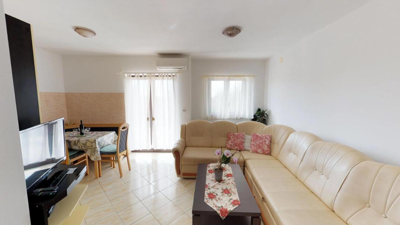 Apartments Goga Umag Eksteriør bilde